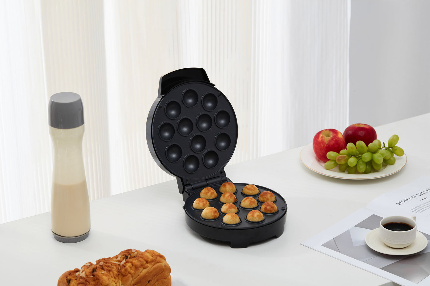 Uber Appliance Cake Pop Maker With Batter Dispenser