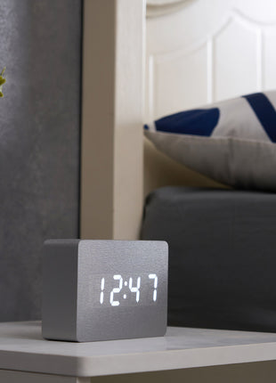 Kutia Brick Click Clock