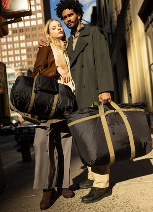 The Weekender Tote 65L - Flat Black