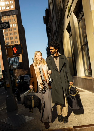 The Roadtripper Duffle 35L - Flat Black