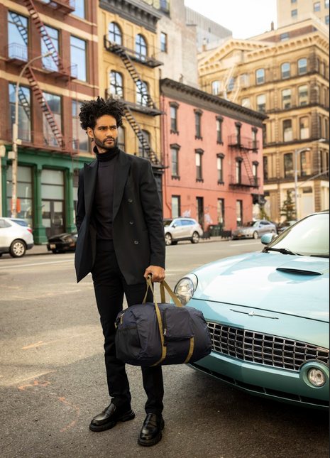 The Roadtripper Duffle 35L - Navy