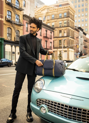 The Roadtripper Duffle 35L - Navy