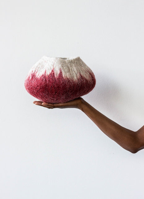 Berry Red Ombre Decorative Wool Ukhamba Bowl